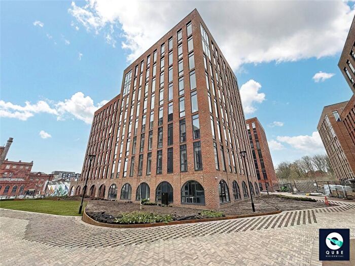 2 Bedroom Flat To Rent In Neptune Place, One Baltic Square, Liverpool, L8