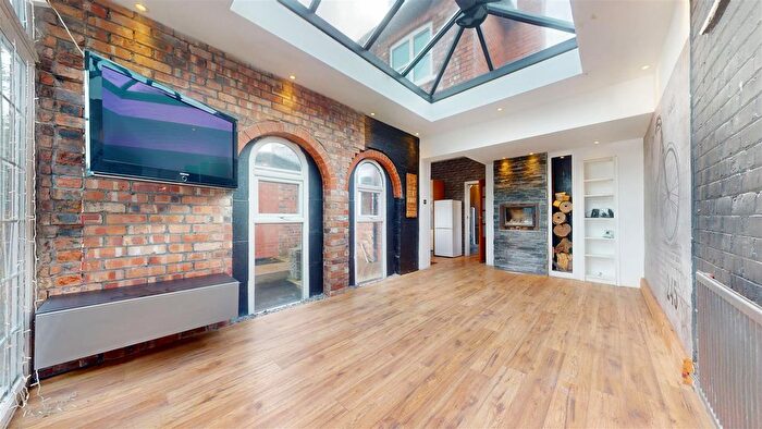5 Bedroom Detached House For Sale In Knowsley Road, St. Helens, WA10