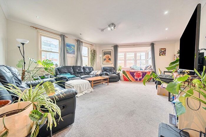 4 Bedroom Flat To Rent In Deptford High Street, London, SE8