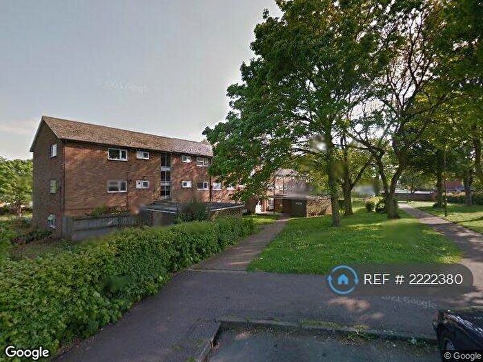 2 Bedroom Flat To Rent In Hillside House, Stevenage, SG1