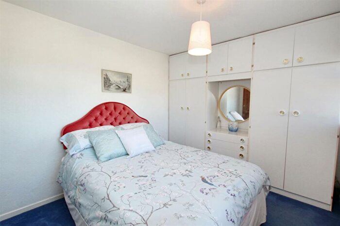 3 Bedroom Terraced House For Sale In Russell Road, Lanark, ML11