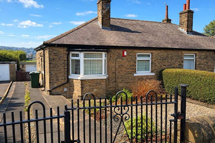2 Bedroom Semi Detached Bungalow For Sale In Leeds Road, Shipley/Thackley, BD18
