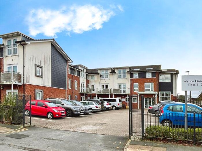 2 Bedroom Apartment For Sale In Hough Fold Way, Harwood, BL2