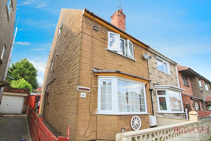 3 Bedroom End Of Terrace House To Rent In Ingram Road, Bulwell, Nottingham, NG6