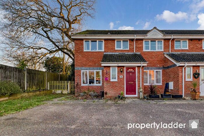 3 Bedroom End Of Terrace House For Sale In Harvest Close, Hainford, NR10