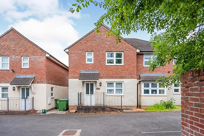 4 Bedroom House To Rent In Burgess Road, Southampton, SO16