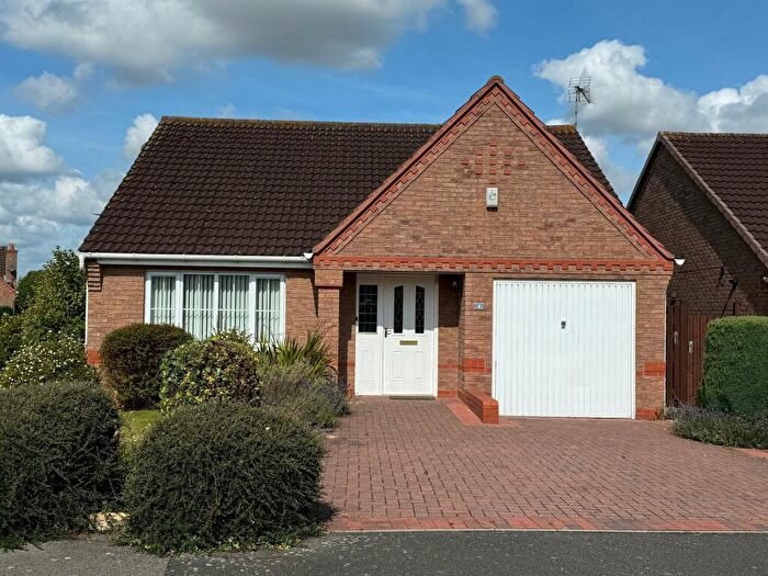 2 Bedroom Detached Bungalow For Sale In Hazelwood Grove, S80