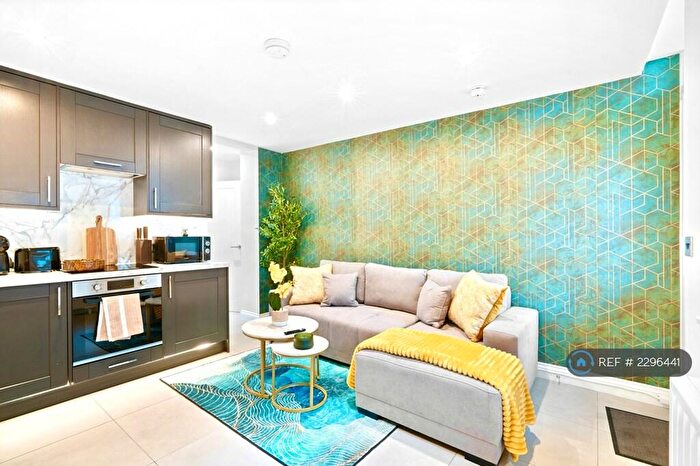 1 Bedroom Flat To Rent In Windsor Court, Brighton, BN1