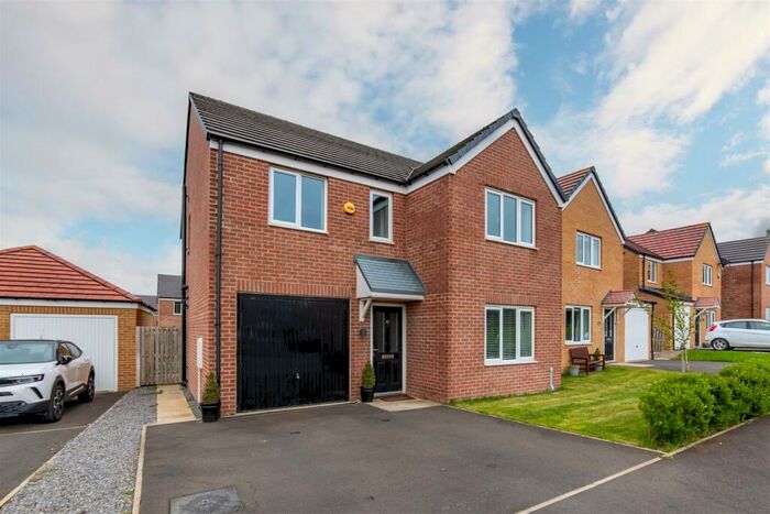 4 Bedroom Detached House For Sale In Augusta Park Way, Dinnington, NE13