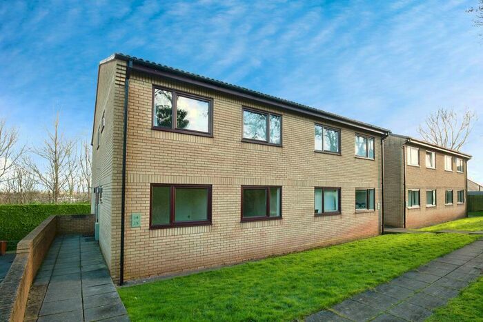 2 Bedroom Apartment To Rent In Hollybush Heights, Pentwyn, Cardiff, CF23