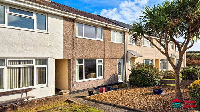 3 Bedroom Terraced House For Sale In Morfa Garreg, Pwllheli, LL53