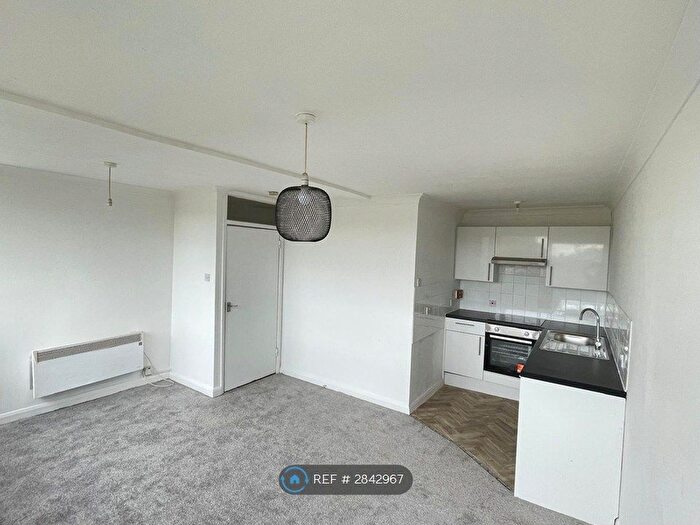 1 Bedroom Flat To Rent In Eastdown Park, Lewisham, SE13