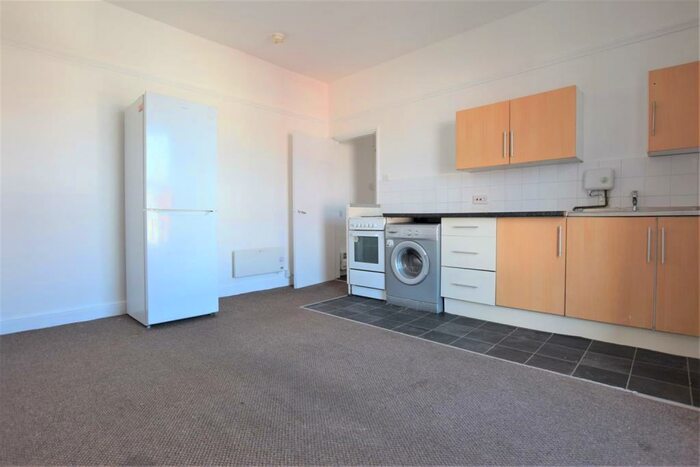 1 Bedroom Apartment To Rent In Wellington Road South, Stockport, SK2