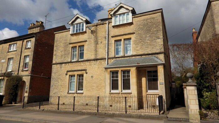 2 Bedroom Apartment To Rent In Ashcroft Road, Cirencester, Gloucestershire, GL7