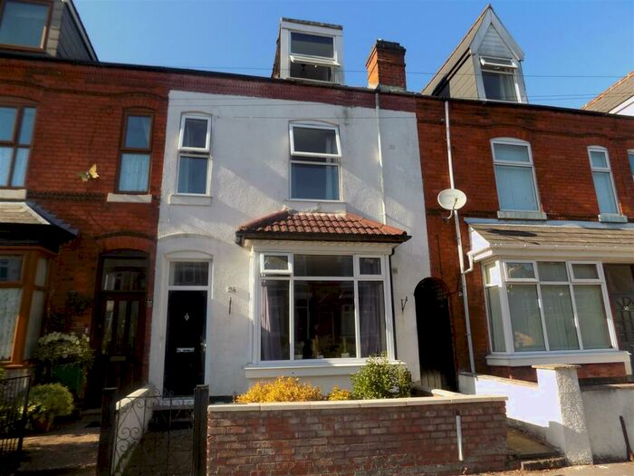 4 Bedroom House To Rent In Westfield Road, Kings Heath, Birmingham, B14