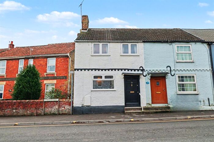 2 Bedroom End Of Terrace House For Sale In Fore Street, Westbury, BA13