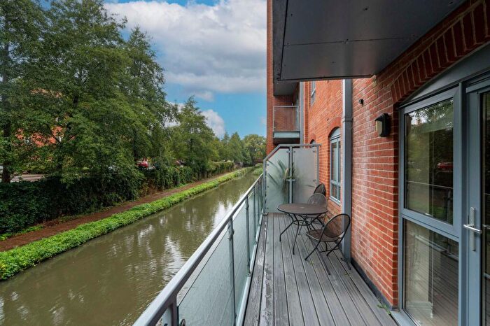 2 Bedroom Apartment For Sale In Walton Well Road, Oxford, OX2