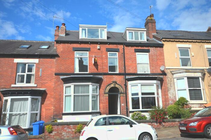 5 Bedroom House To Rent In Wadbrough Road, Ecclesall Road, S11