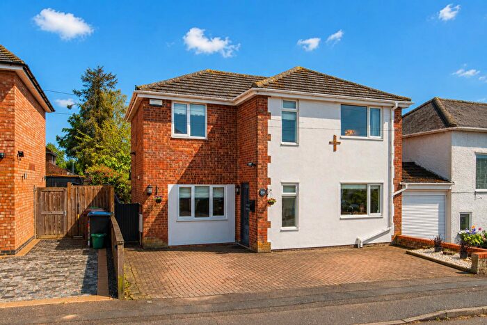 4 Bedroom Detached House For Sale In Ripley Road, Cottingham, LE16
