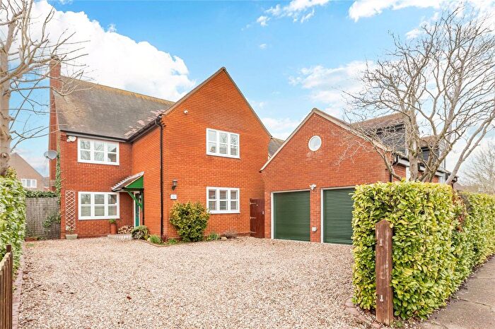 5 Bedroom Detached House For Sale In Creekview Road, South Woodham Ferrers, Chelmsford, Essex, CM3
