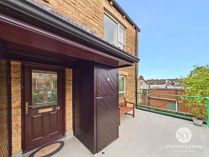 1 Bedroom Flat For Sale In Whalley New Road, Ramsgreave, BB1