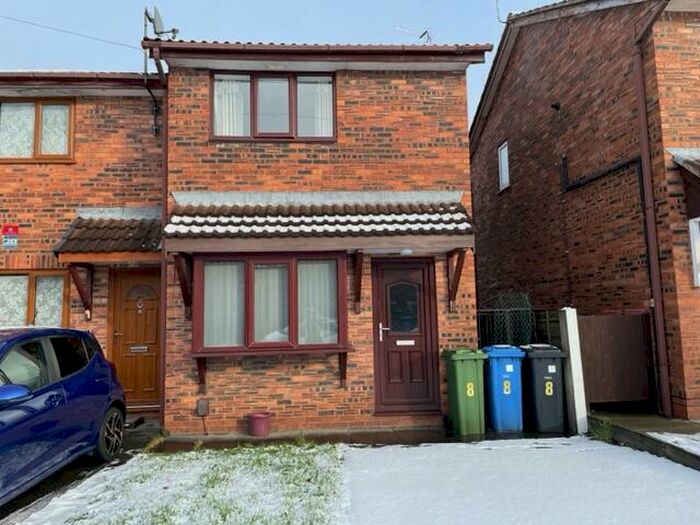 2 Bedroom End Of Terrace House To Rent In Markham Close, Hyde, Greater Manchester, SK14