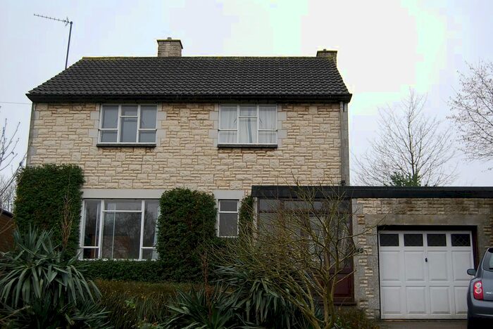 3 Bedroom Detached House To Rent In Westminster Way, Botley, OX2