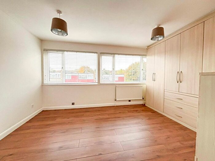 2 Bedroom Terraced House To Rent In Long Green, Chigwell, IG7