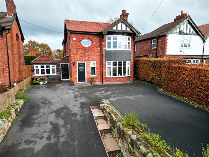 3 Bedroom Detached House For Sale In Nantwich Road, Middlewich, CW10