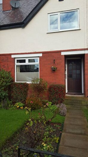 2 Bedroom Terraced House To Rent In The Grove, Baildon, West Yorkshire, BD17