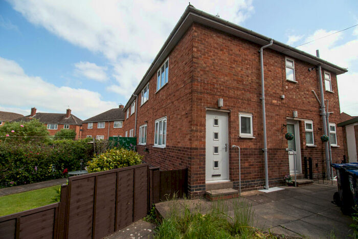2 Bedroom Maisonette To Rent In King George's Way, Hinckley, LE10