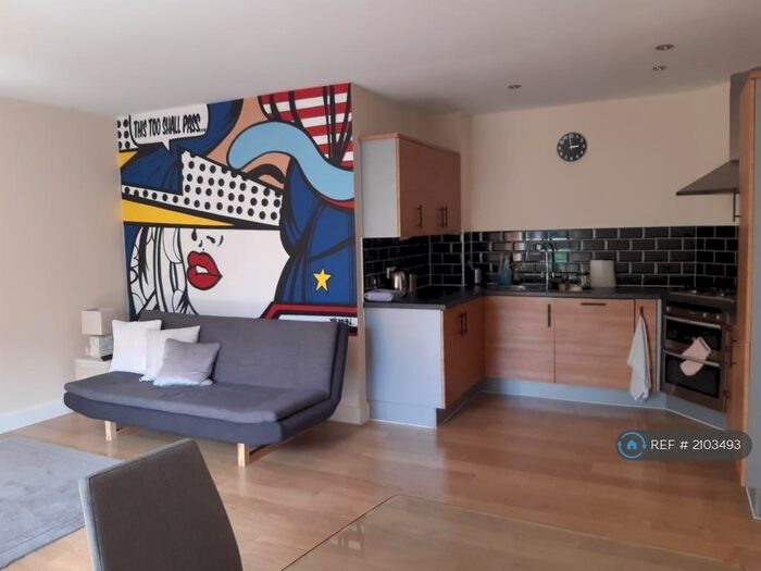 2 Bedroom Penthouse To Rent In Lyon, Sheffield, S7