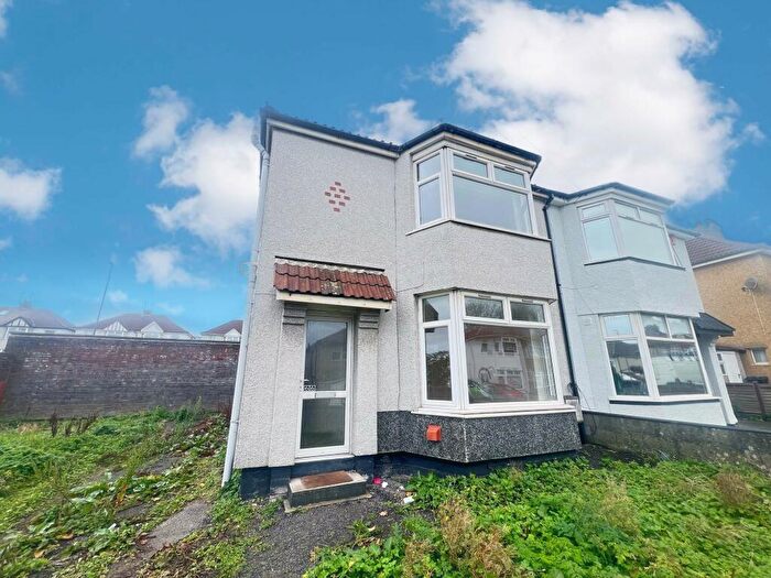 3 Bedroom Semi-Detached House To Rent In Wades Road, Filton, Bristol, BS34