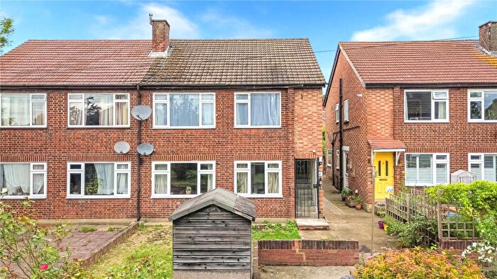 2 Bedroom Flat To Rent In Julia Court, Pendlestone Road, Walthamstow, London, E17