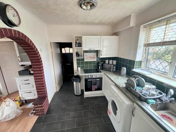 3 Bedroom SemiDetached House For Sale In Queensway, Houghton, Houghton