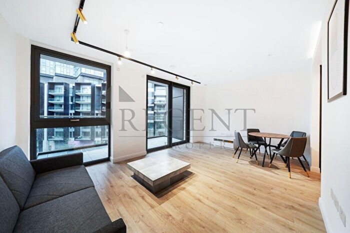 1 Bedroom Apartment To Rent In Siena House, Bollinder Place, EC1V