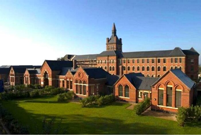 2 Bedroom Apartment To Rent In Highcroft Road, Birmingham, B23