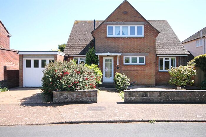 4 Bedroom Detached House To Rent In Yarmouth, PO41