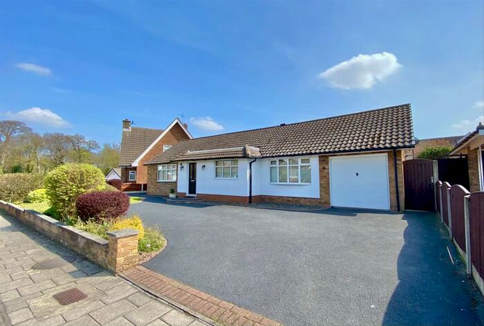 2 Bedroom Detached Bungalow To Rent In Woodside Avenue, Mansfield, NG18