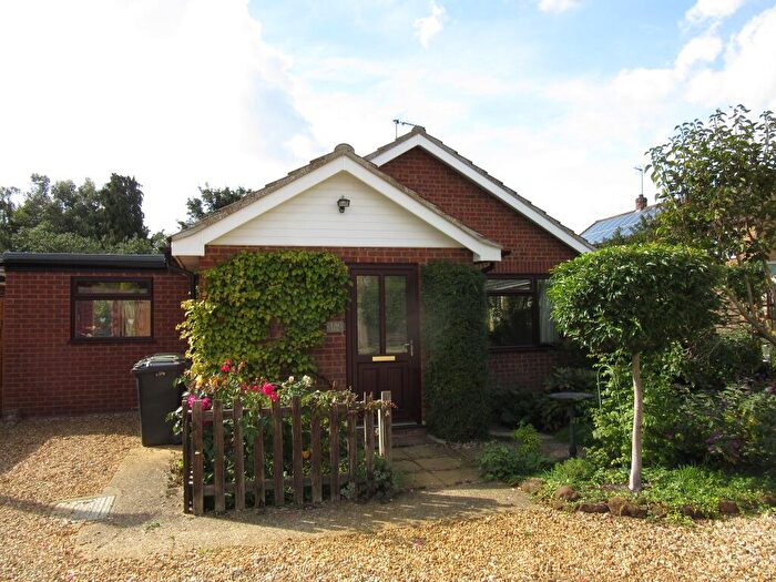 3 Bedroom Bungalow To Rent In Chequers Road, Grimston, PE32