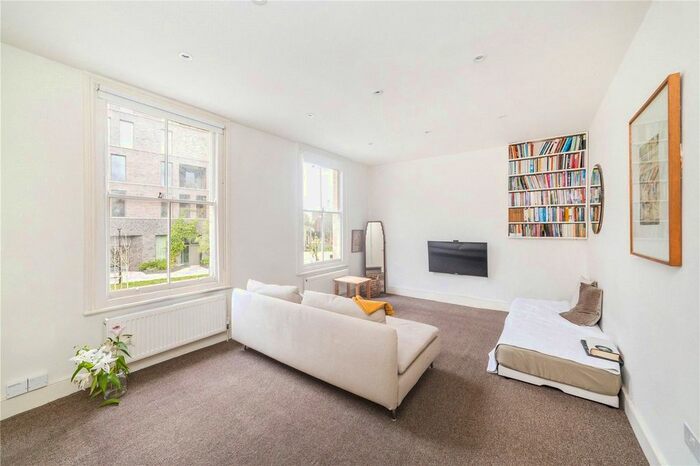 2 Bedroom Flat To Rent In Agar Place, Camden, NW1