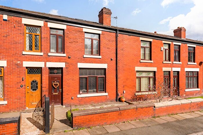 3 Bedroom Terraced House For Sale In Rigby Lane, Bradshaw, Bolton, BL2