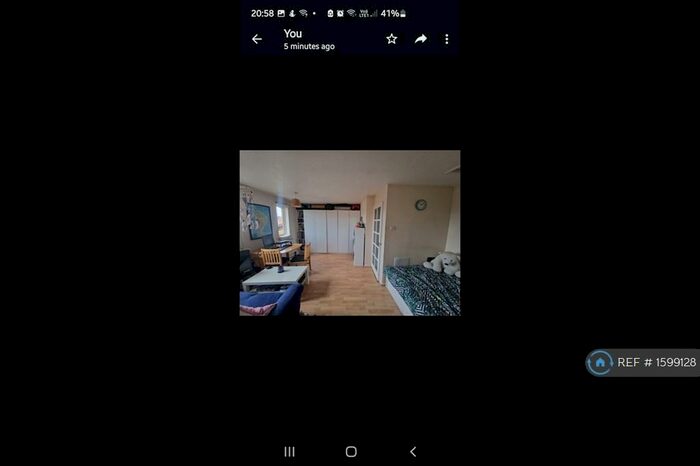 1 Bedroom Flat To Rent In Grantley House, London, SE14