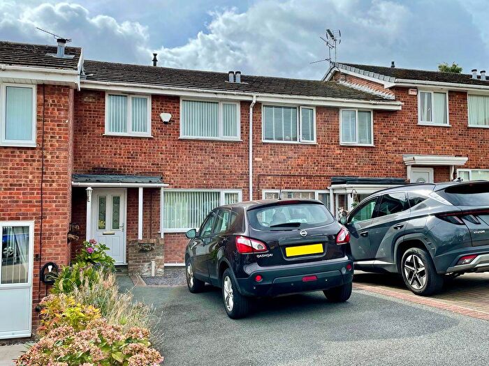 3 Bedroom Terraced House For Sale In Cheviot Close, Gwersyllt, Wrexham, LL11