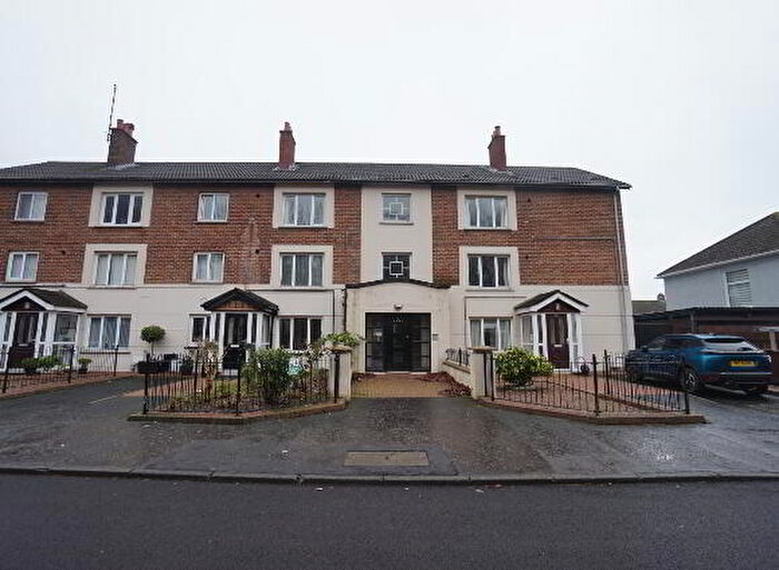2 Bedroom 1st Floor Apartments For Sale In D Laurel Way, Dunmurry, BT17