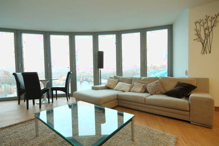 2 Bedroom Apartment To Rent In Forth Bank Tower, City Centre, NE1