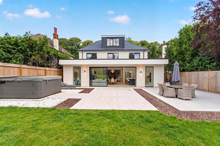 5 Bedroom Detached House To Rent In Carbery Avenue, Bournemouth, BH6
