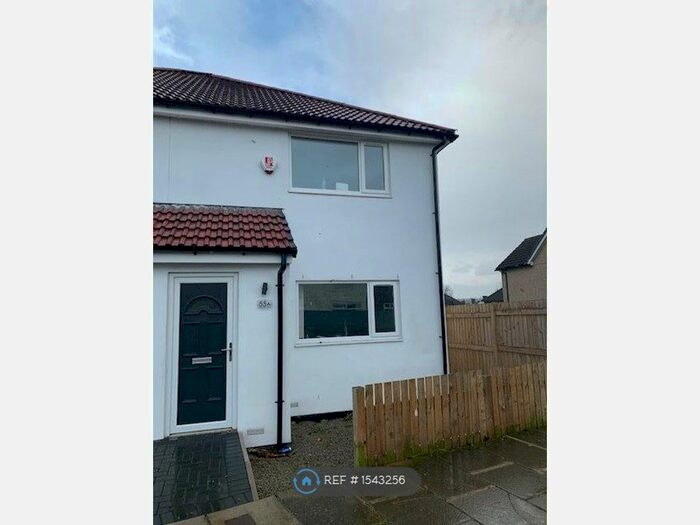 2 Bedroom Semi-Detached House To Rent In Bishopdale Holme, Bradford, BD6