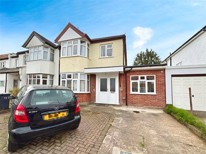 4 Bedroom Semi-Detached House For Sale In Lingfield Avenue, Surbiton, KT1