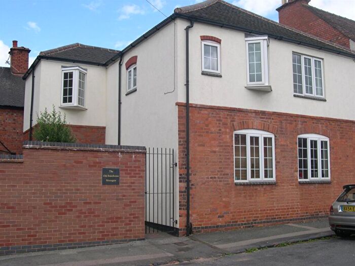 2 Bedroom Flat To Rent In The Old Bakehouse, Moorgate, B79